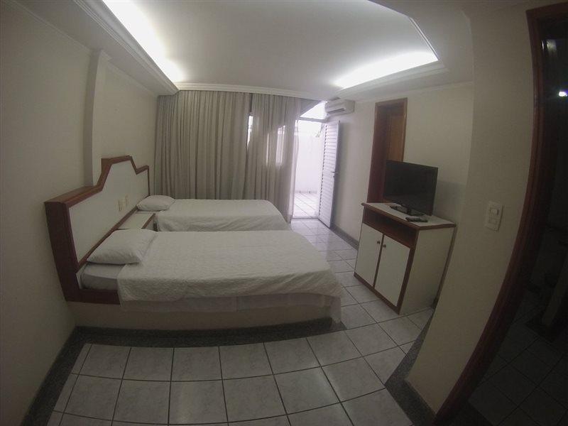 Hotel Slaass มาเนาส์ ภายนอก รูปภาพ