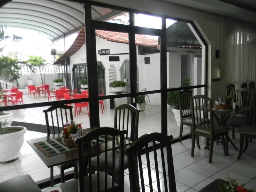 Hotel Slaass มาเนาส์ ภายนอก รูปภาพ