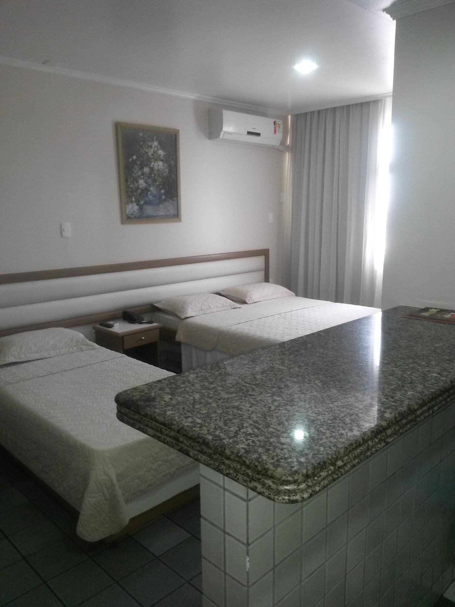 Hotel Slaass มาเนาส์ ภายนอก รูปภาพ
