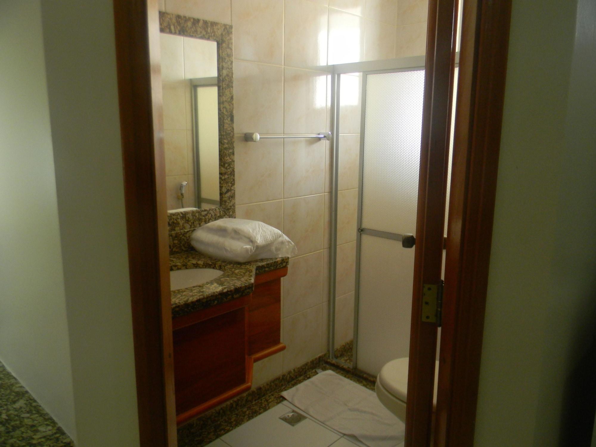 Hotel Slaass มาเนาส์ ภายนอก รูปภาพ