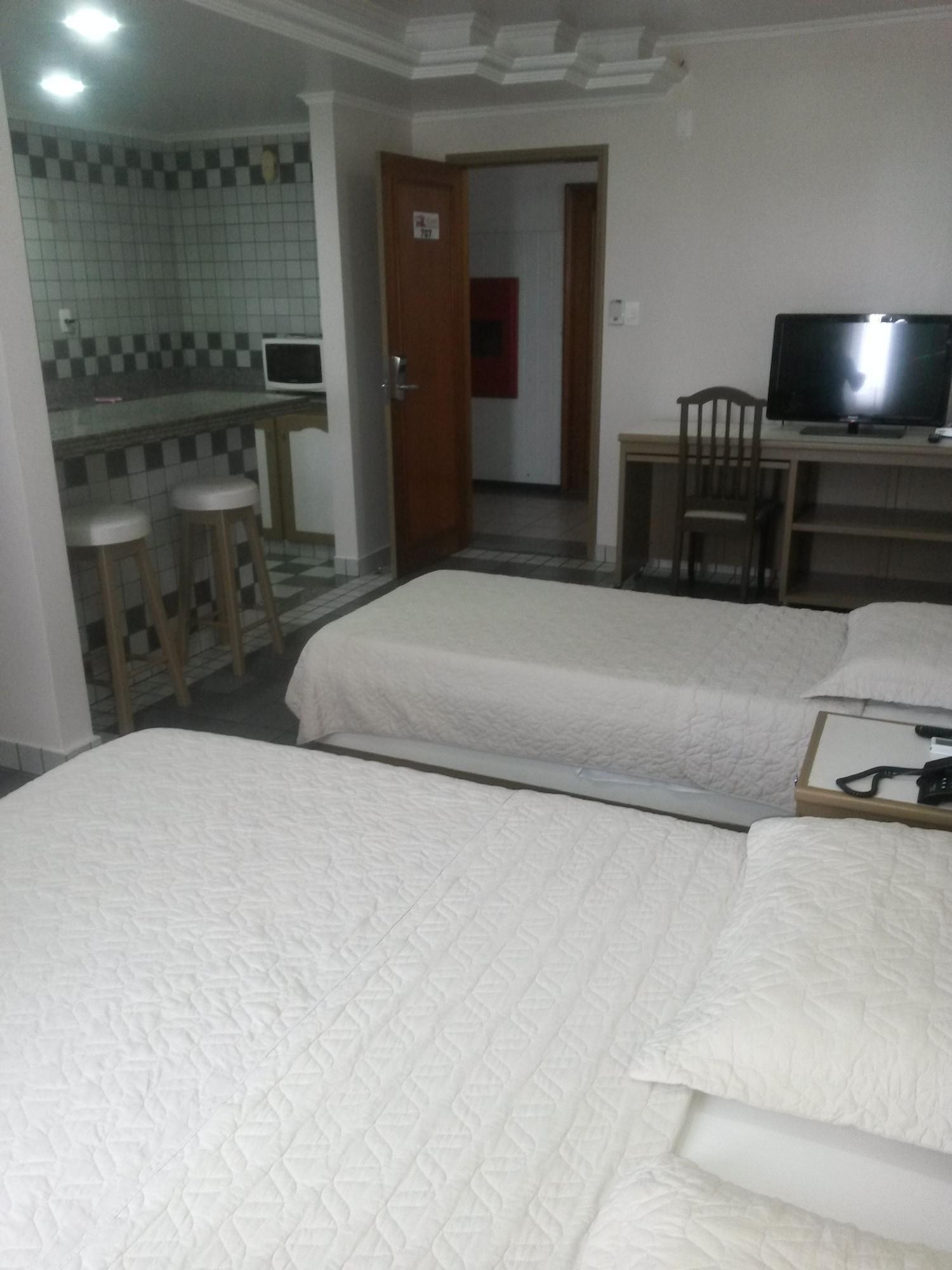 Hotel Slaass มาเนาส์ ภายนอก รูปภาพ