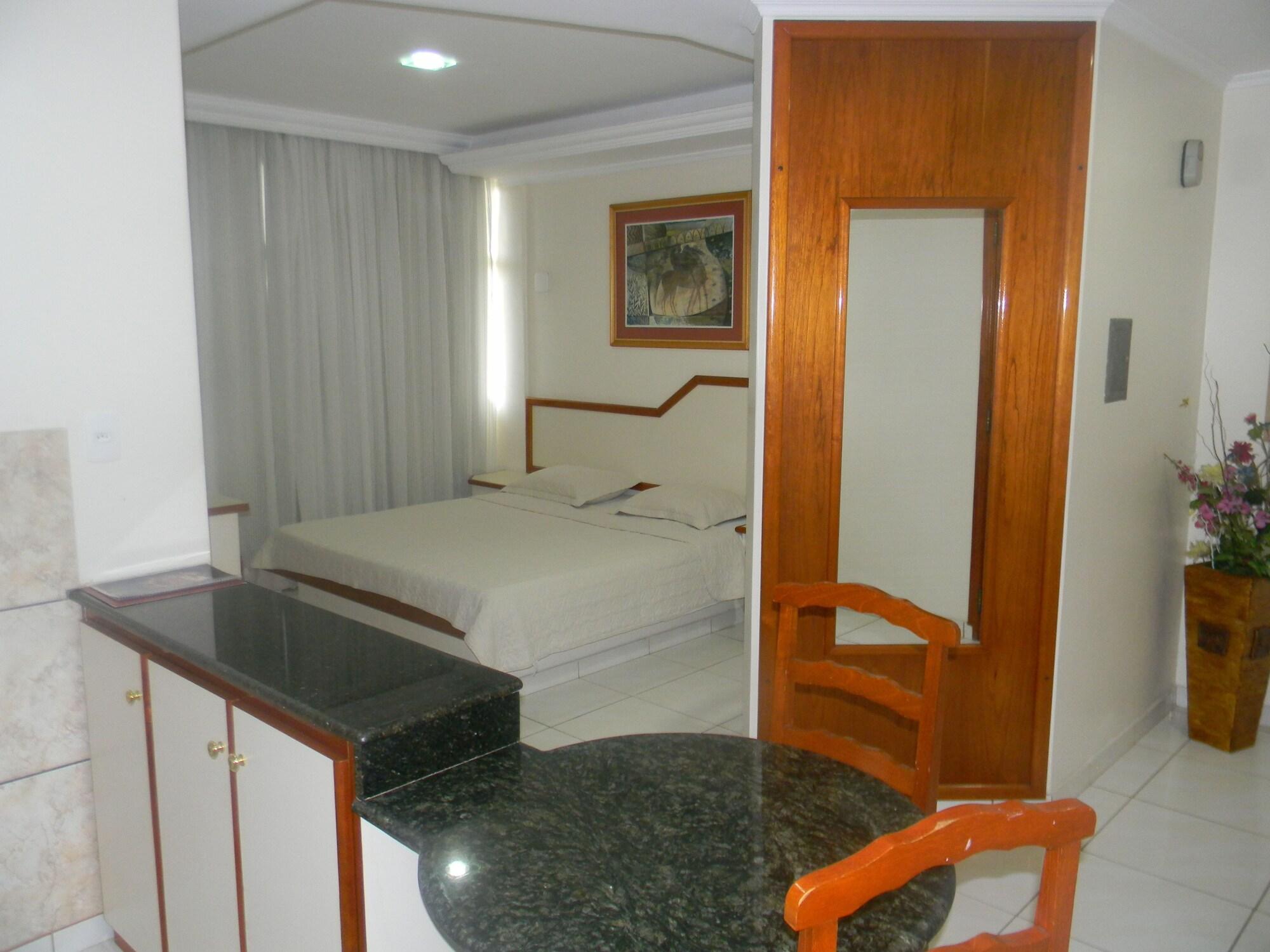 Hotel Slaass มาเนาส์ ภายนอก รูปภาพ