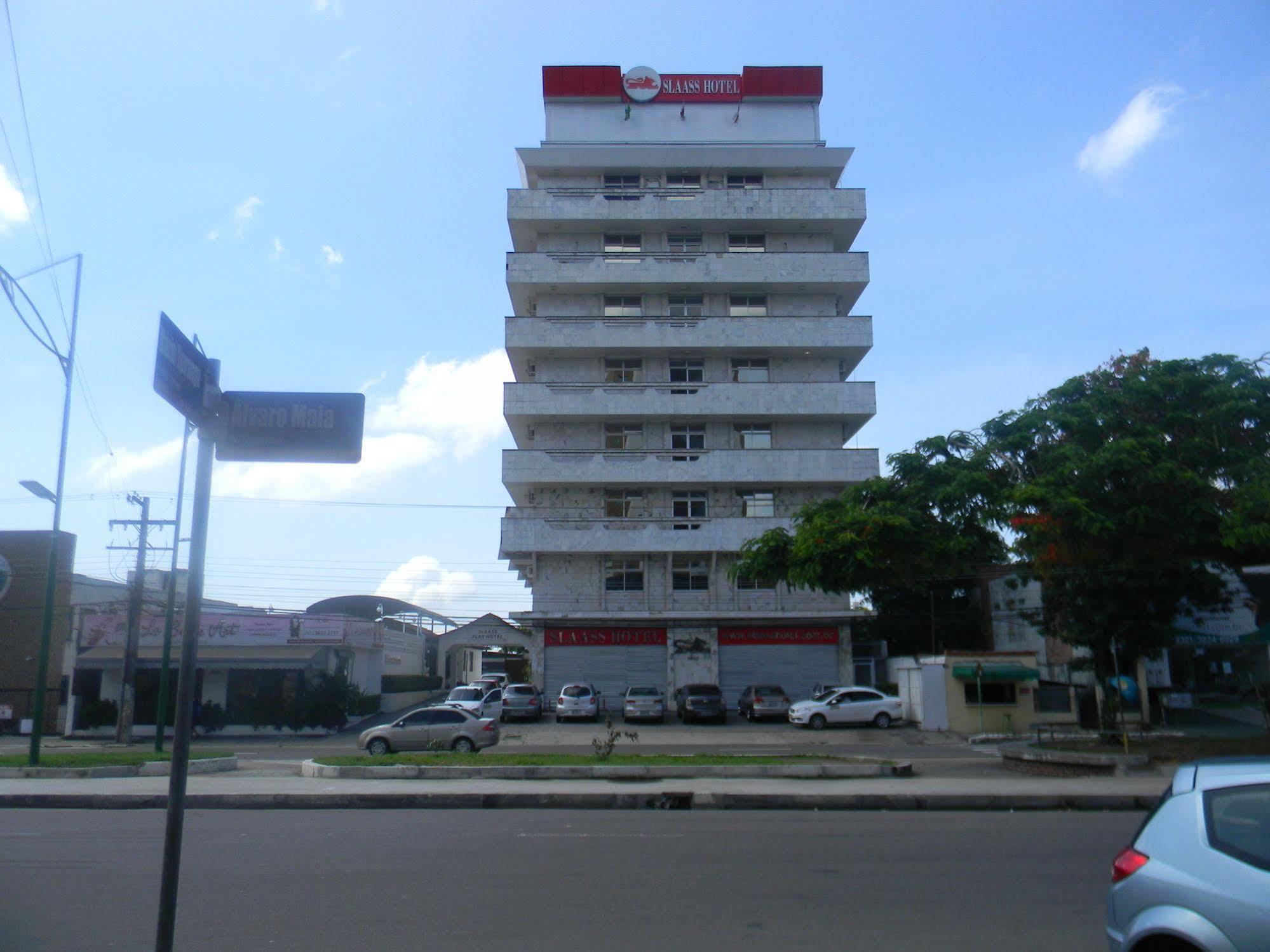 Hotel Slaass มาเนาส์ ภายนอก รูปภาพ